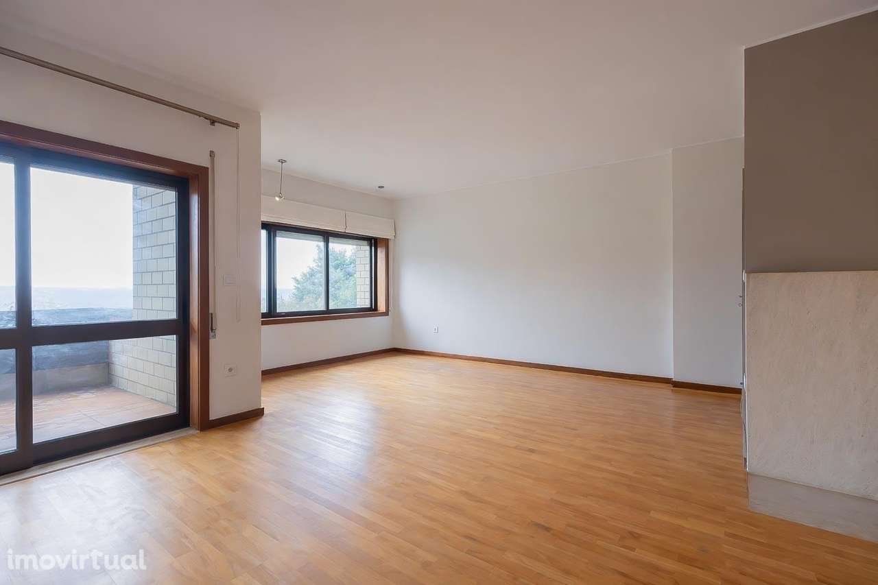 Magnífico T4 Vista Rio Douro Varanda, Garagem 2 Carros e Terraço... - Grande imagem: 5/60