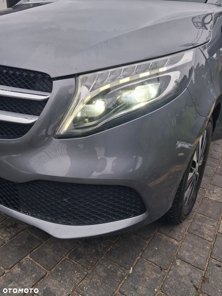 Mercedes-Benz Klasa V 250 d Extralang 9G-TRONIC Avantgarde Edition 2020 - 6