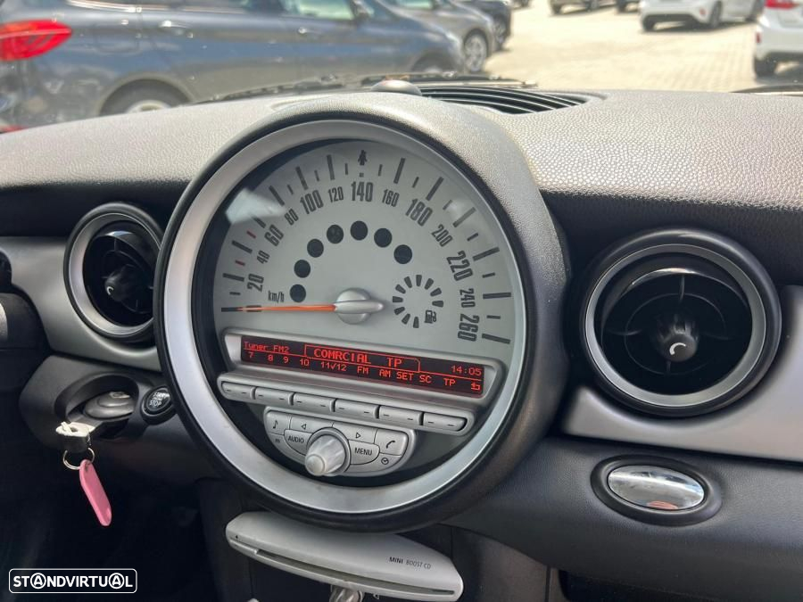 MINI 3 Portas Cooper D - 6