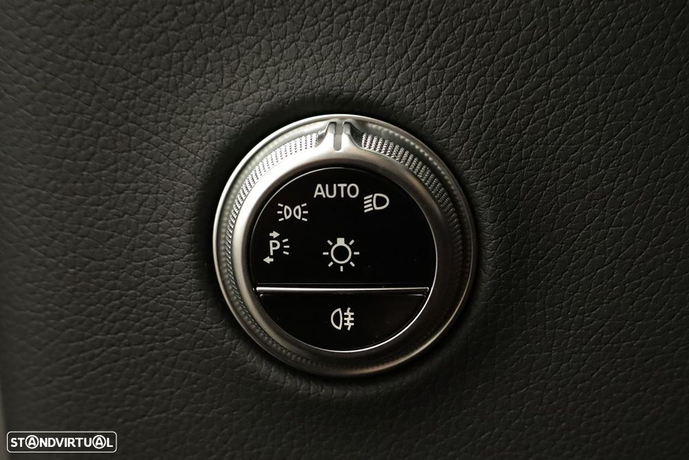 Mercedes-Benz GLC 300 de 4Matic - 17