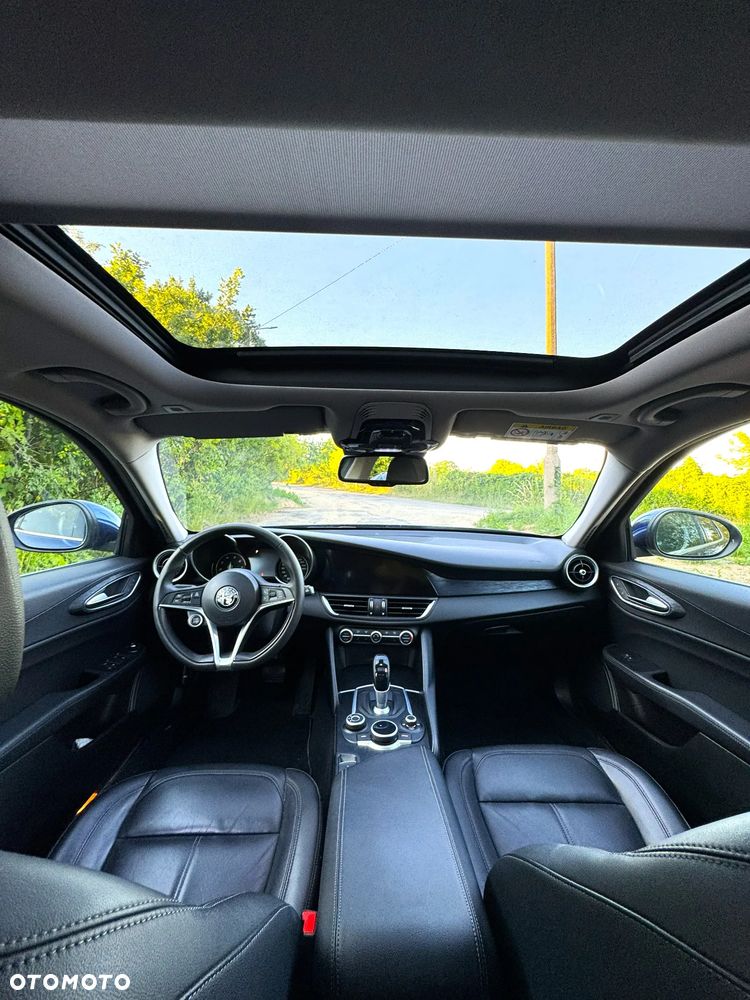 Alfa Romeo Giulia 2.0 Turbo Veloce - 8
