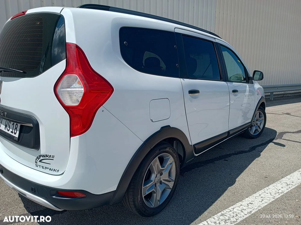 Dacia Lodgy dCi 110 Stepway - 3