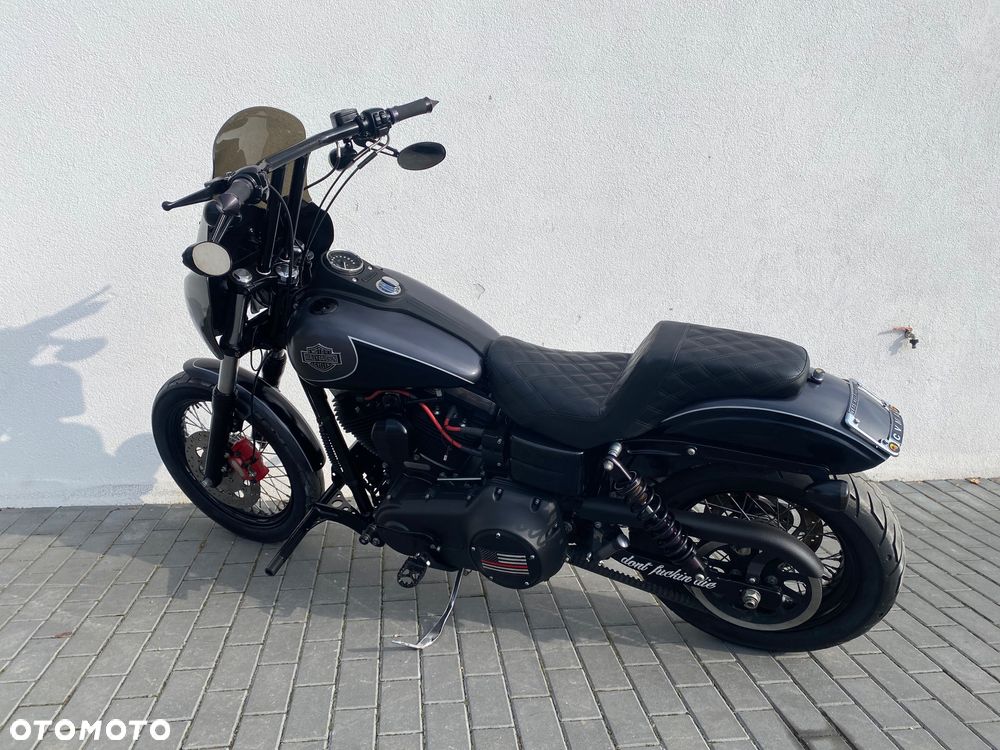 Harley-Davidson Dyna Street Bob - 10