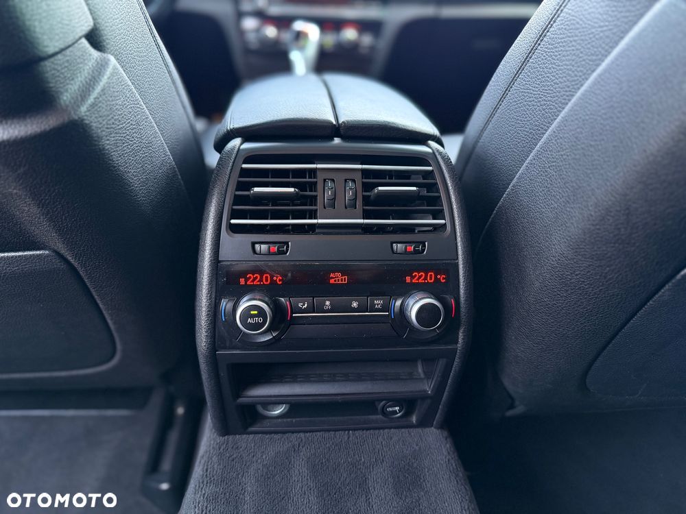 BMW Seria 7 - 24
