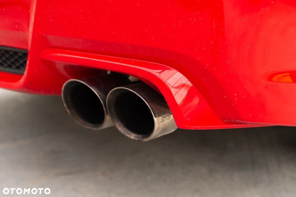 Subaru Impreza STI - 12