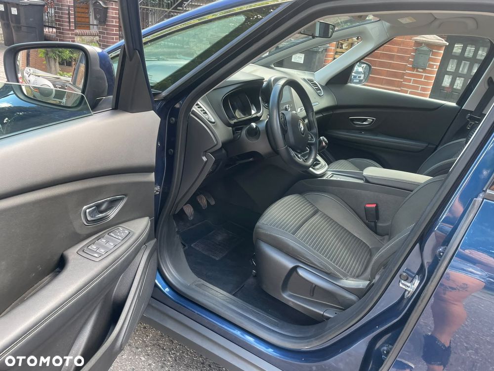 Renault Grand Scenic ENERGY TCe 140 LIMITED - 26