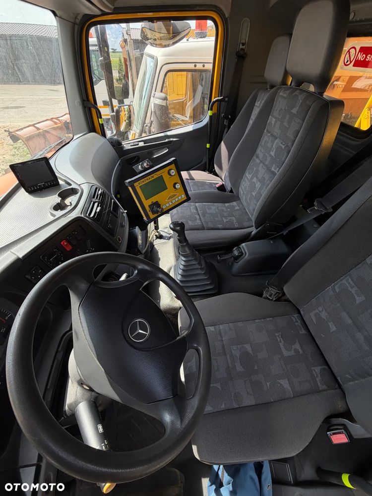 Mercedes-Benz AXOR - 8