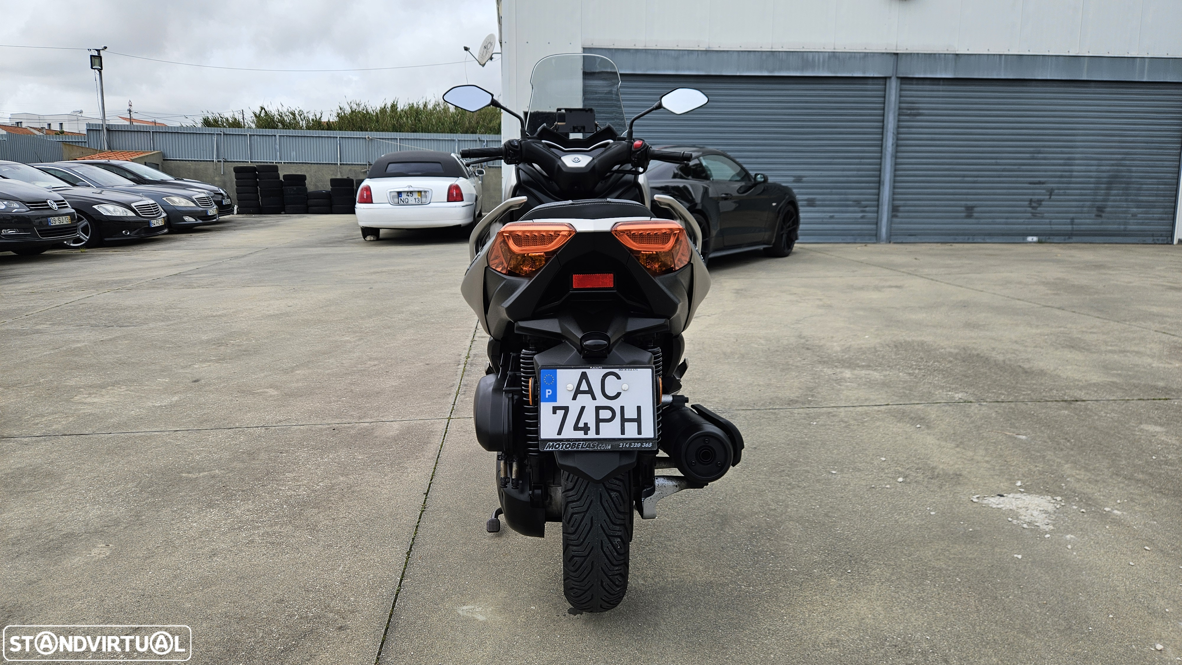 Yamaha X-Max - 6