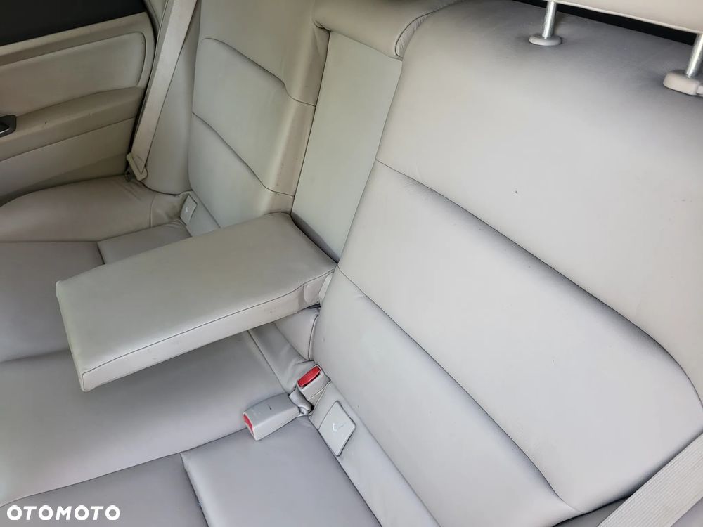 Subaru Outback 3.0R Automatik Exclusive - 32