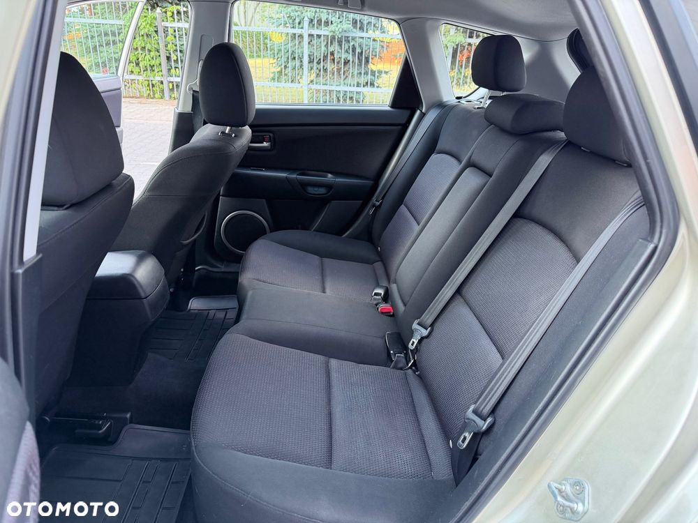 Mazda 3 1.6 Exclusive - 9