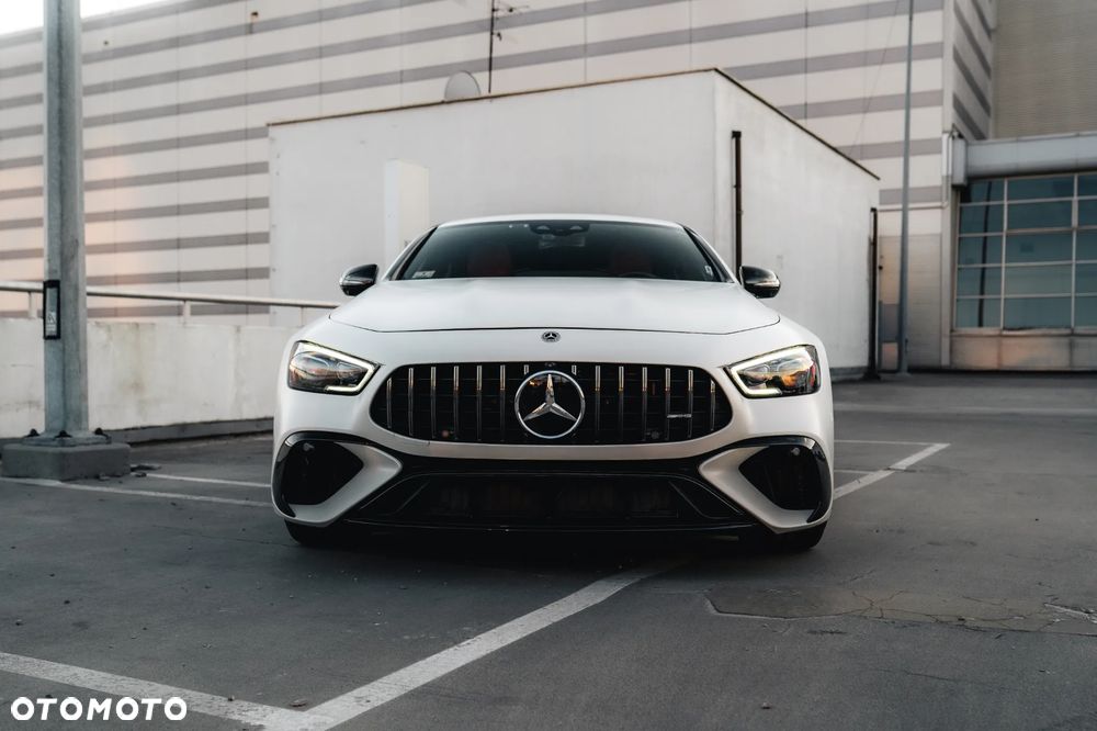 Mercedes-Benz AMG GT - 7
