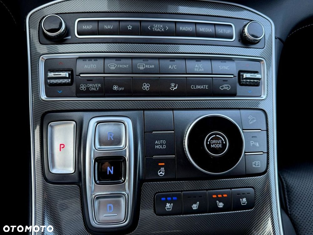 Hyundai Santa Fe - 34