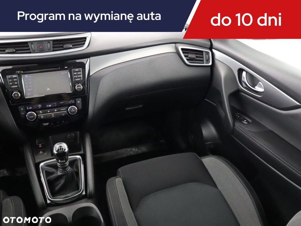 Nissan Qashqai - 10