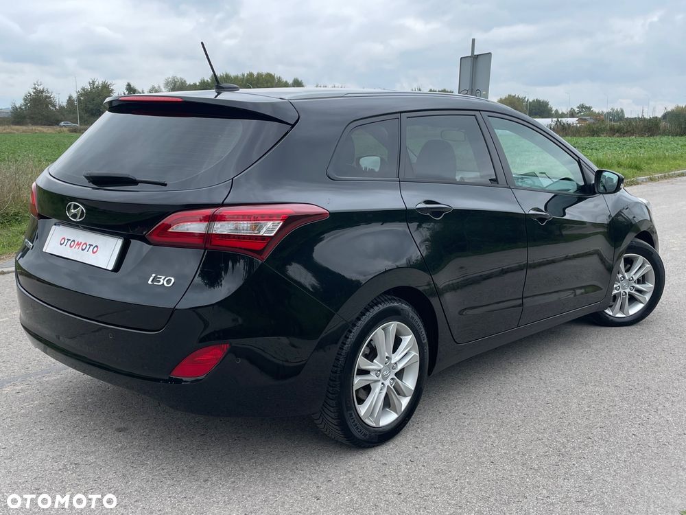 Hyundai i30 Kombi 1.6 CRDI Style - 2