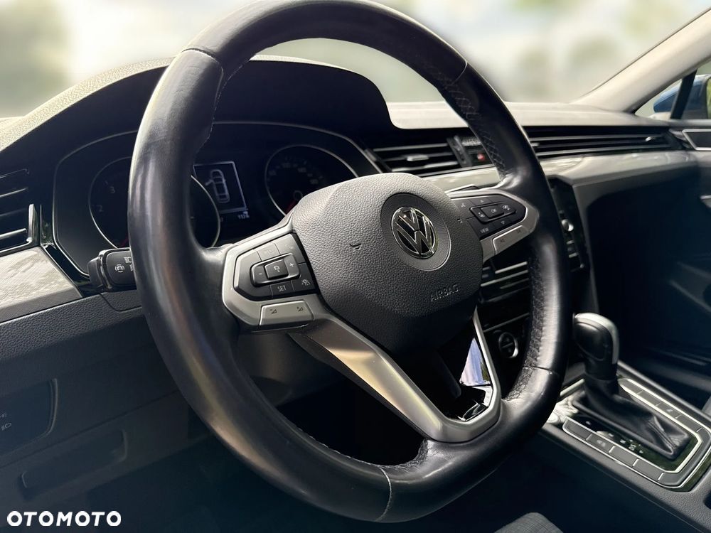 Volkswagen Passat 1.5 TSI EVO Essence DSG - 23
