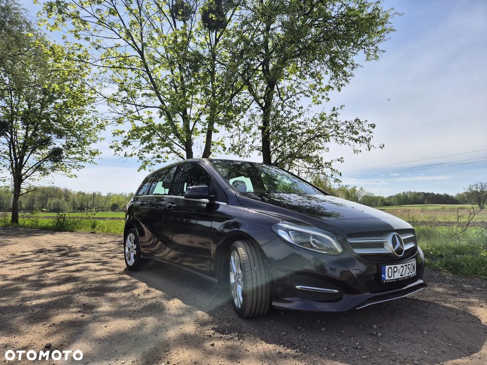 Mercedes-Benz Klasa B 200 7G-DCT UrbanStyle Edition - 3