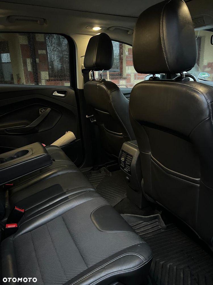 Ford Kuga 2.0 TDCi 4WD Titanium - 12