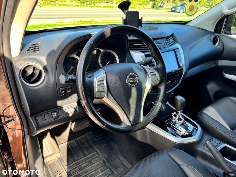 Nissan Navara - 25