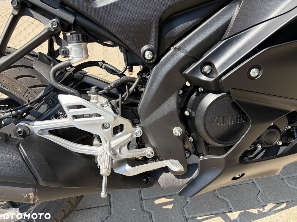 Yamaha YZF - 10