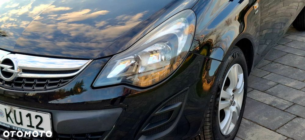 Opel Corsa 1.4 16V Energy - 11