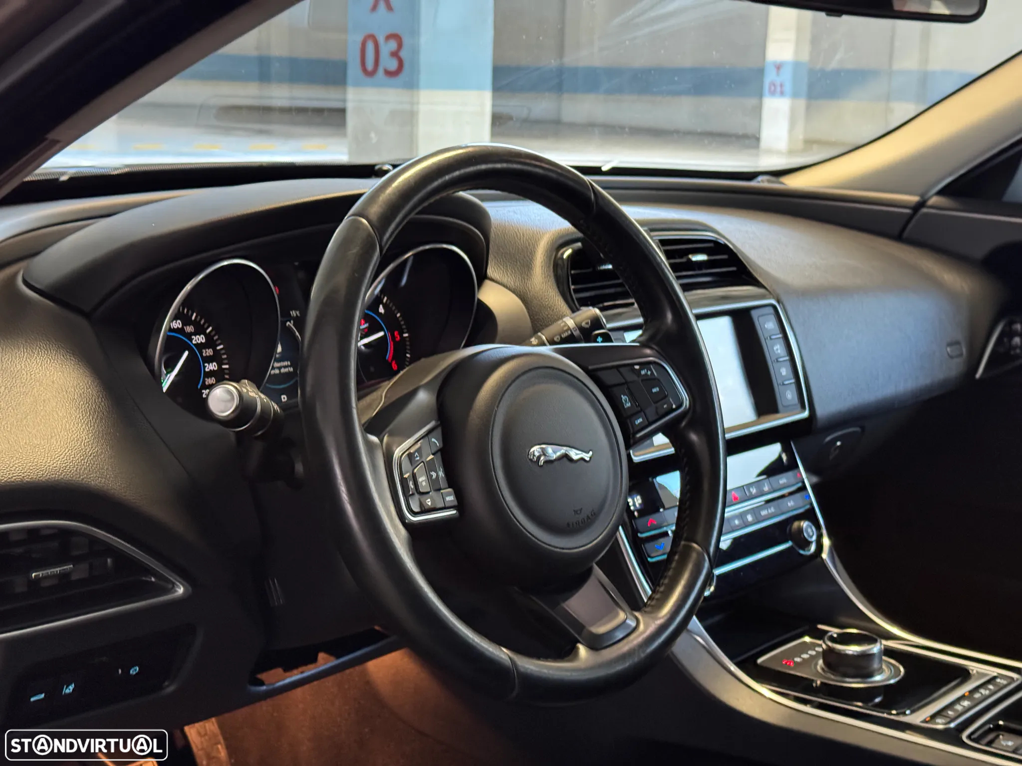 Jaguar XE 2.0 D Prestige AWD Aut. - 11