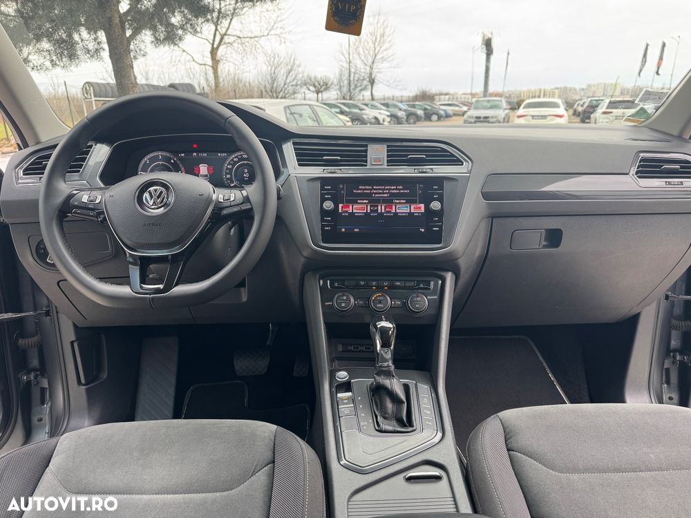 Volkswagen Tiguan - 24