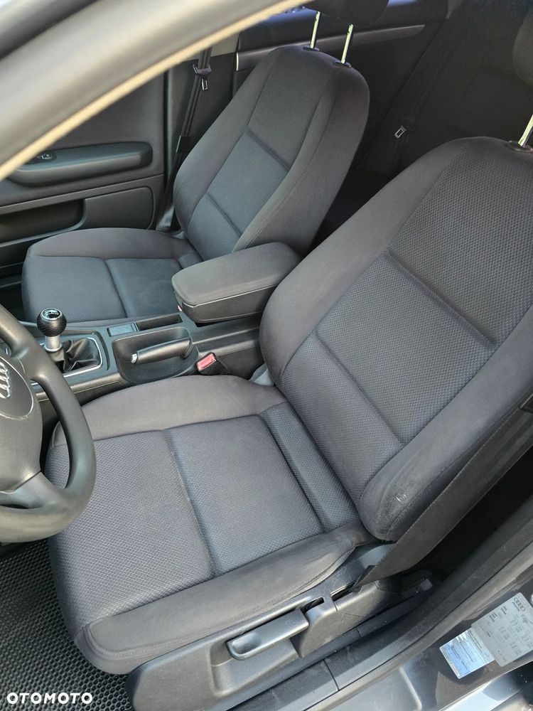 Audi A4 Avant 1.8 T - 28