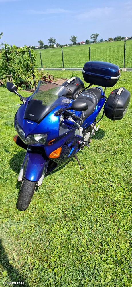 Honda VFR - 1