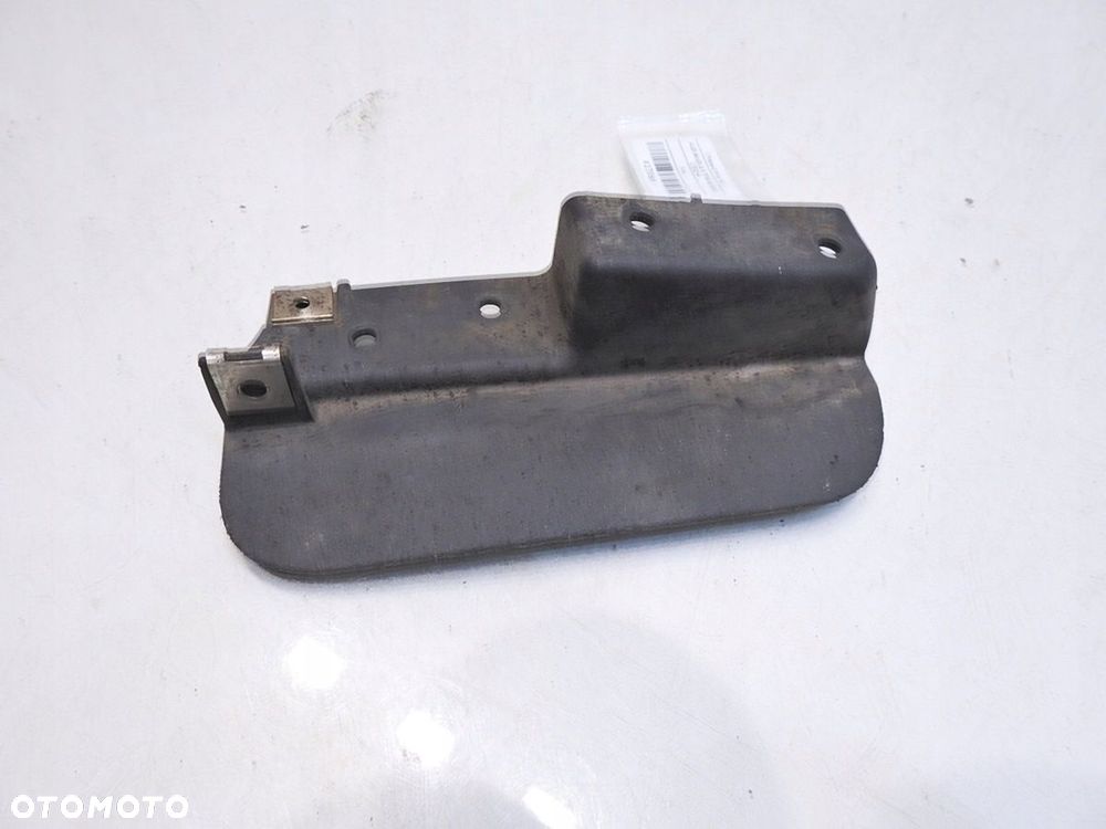 CHLAPACZ LEWY TYŁ AUDI A6 C6 AVANT - 4