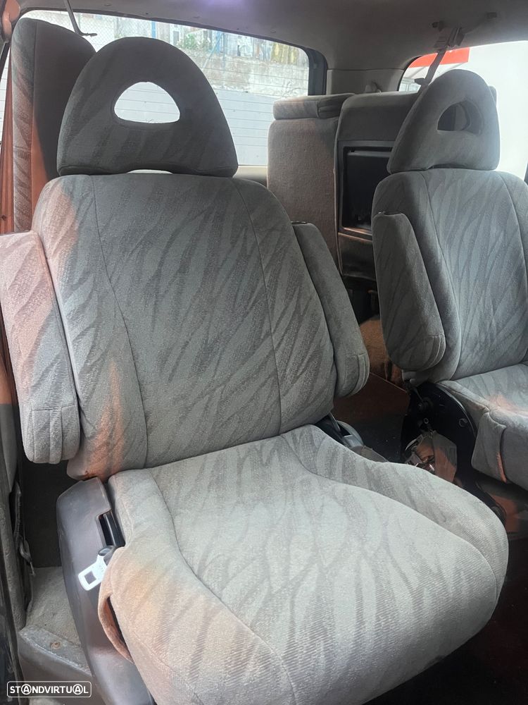 Mitsubishi Space Gear 2.5 TD GLX 4WD - 24