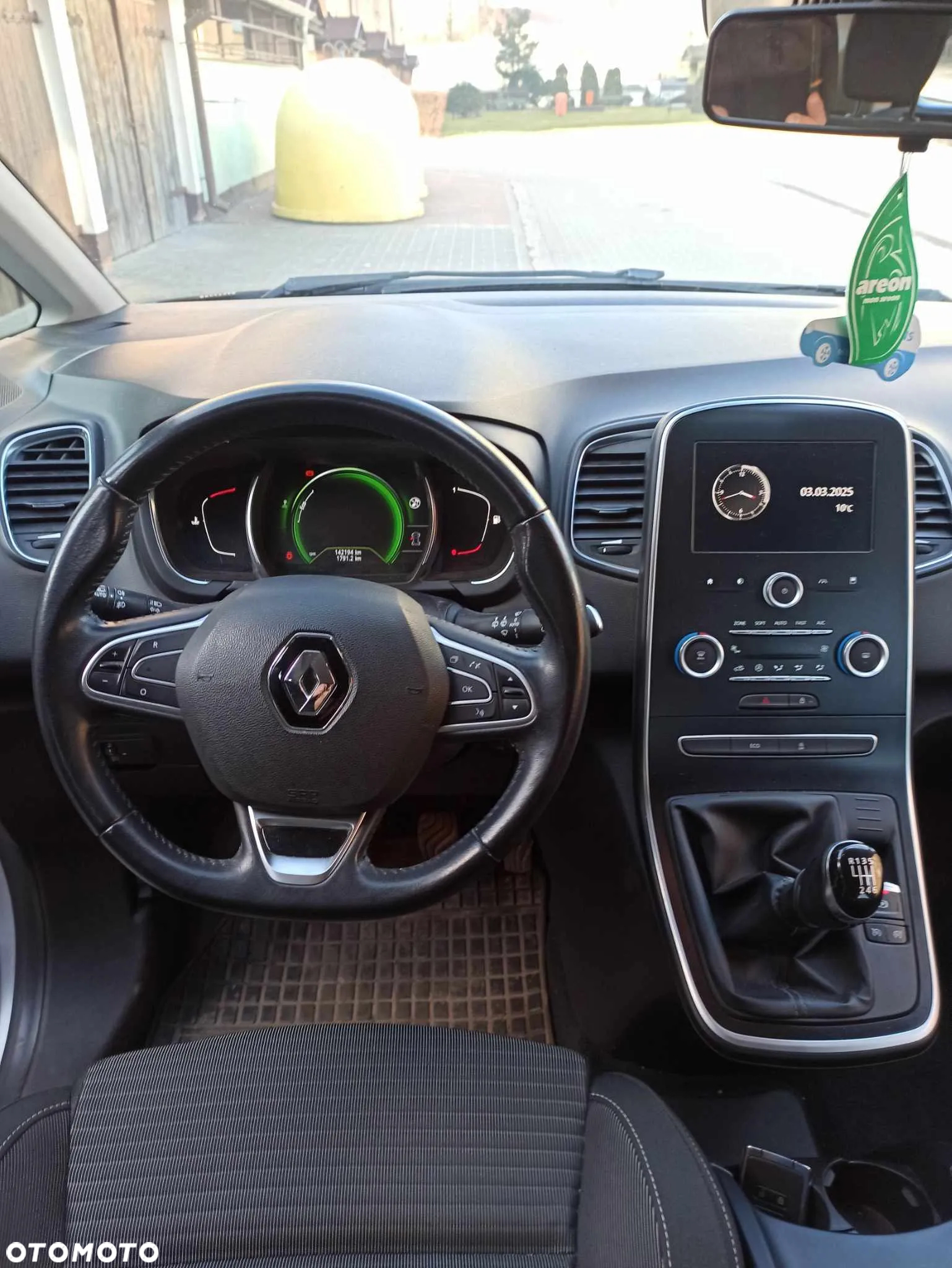 Renault Scenic 1.5 dCi Dynamique - 8