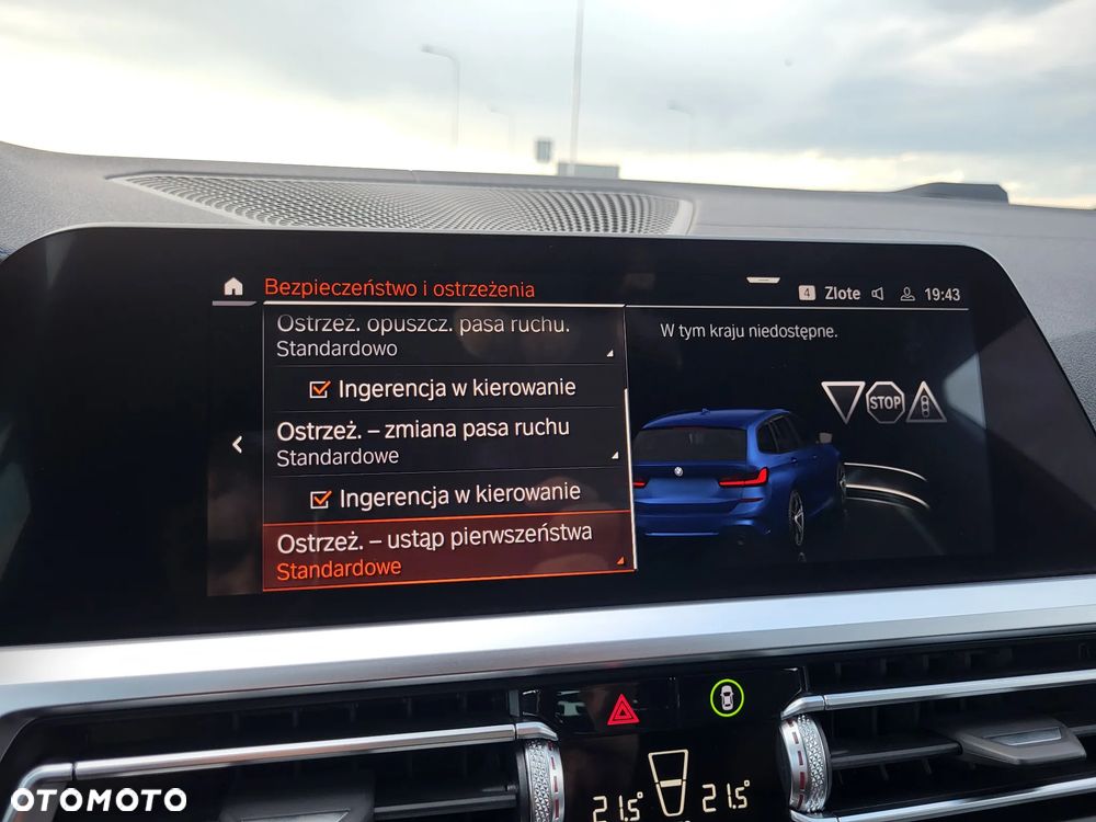 BMW Seria 3 M340d xDrive - 28
