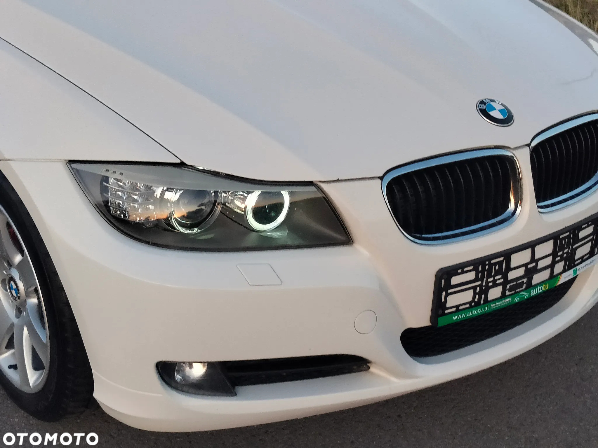 BMW Seria 3 318d Sport Line - 15