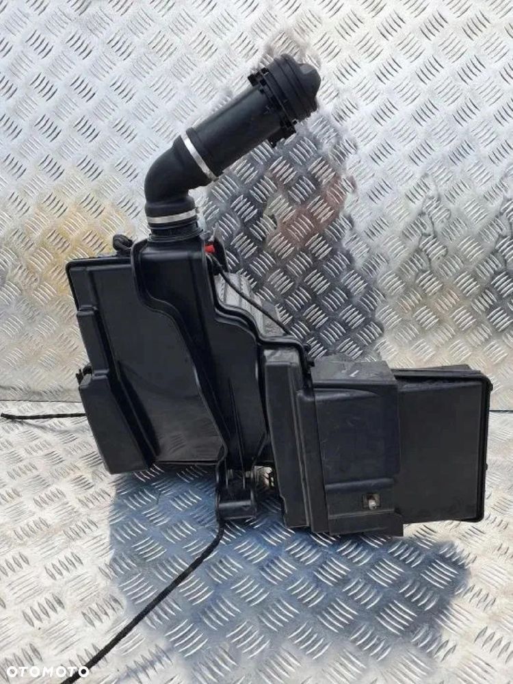 ZBIORNICZEK ZBIORNIK PŁYNU SPRYSKIWACZY SCANIA NTG - 2