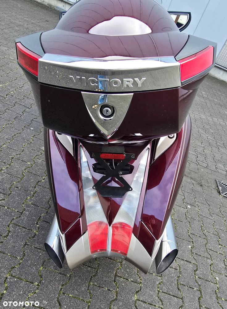 Victory Vision - 20