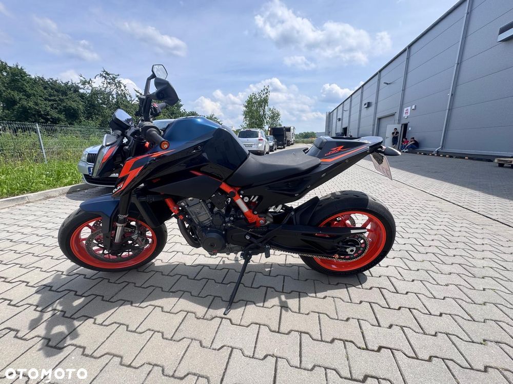 KTM DUKE 890 - 8