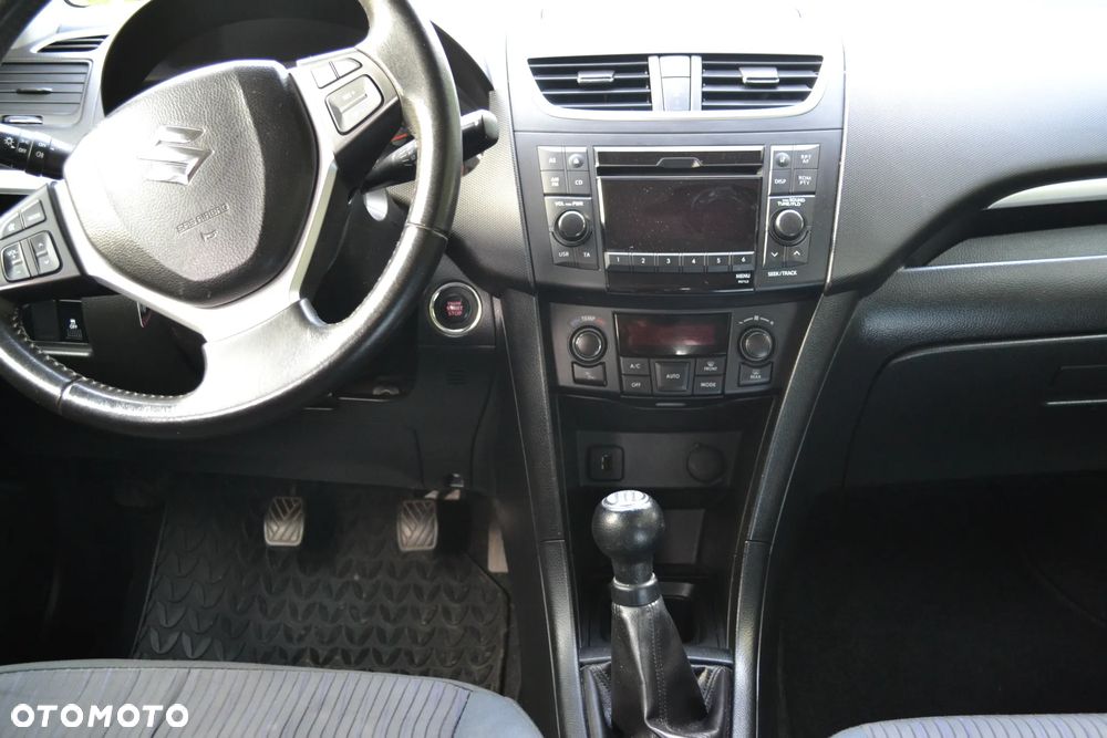 Suzuki Swift 1.2 4x4 Club - 8