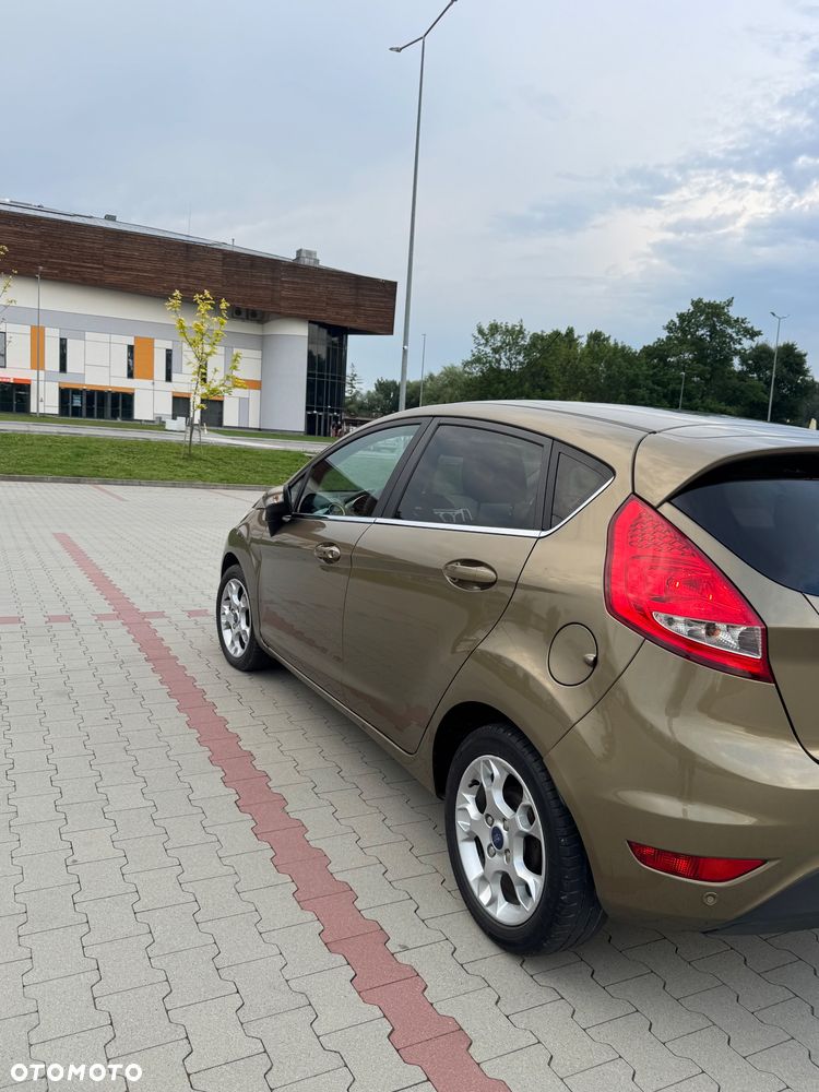 Ford Fiesta 1.4 TDCi Titanium - 2