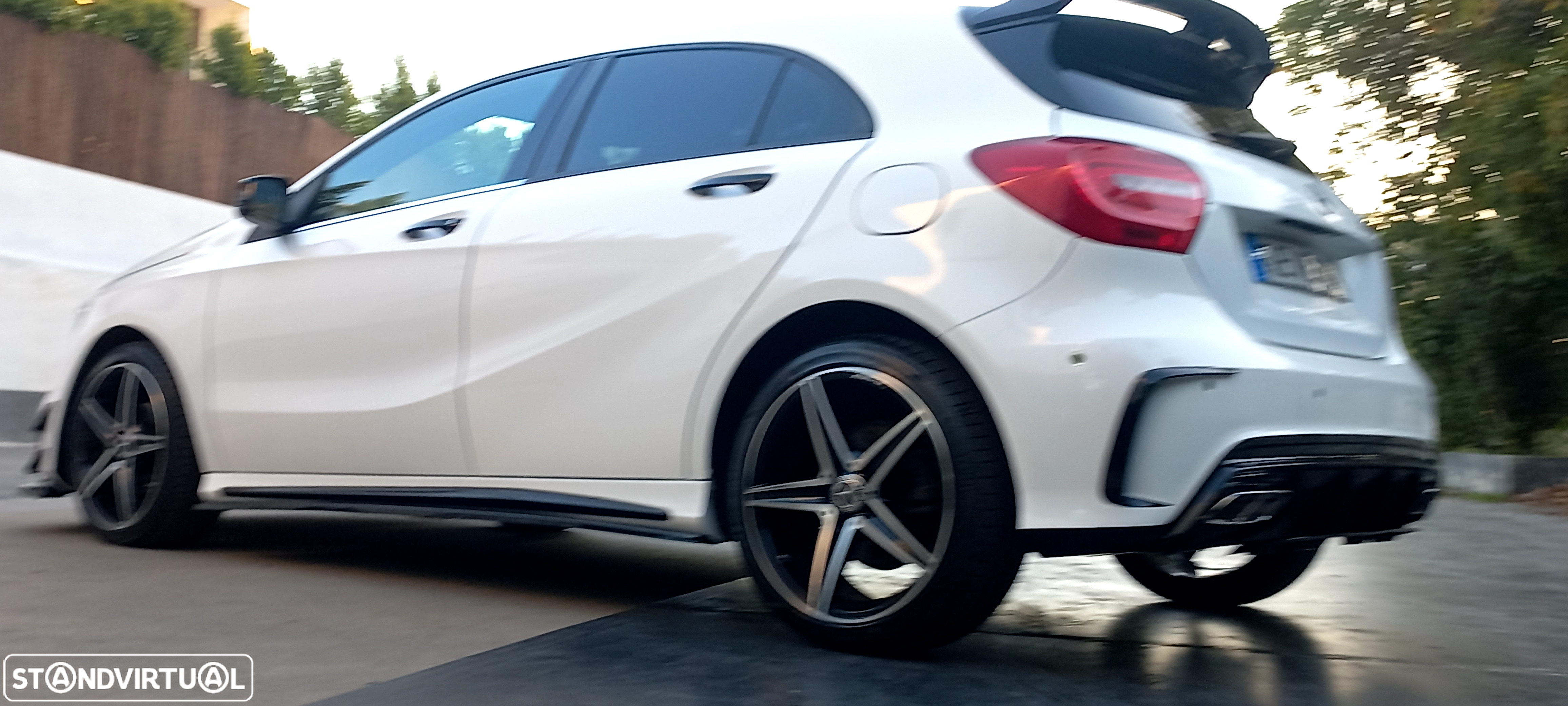 Mercedes-Benz A 180 CDI (BlueEFFICIENCY) AMG Sport - 35