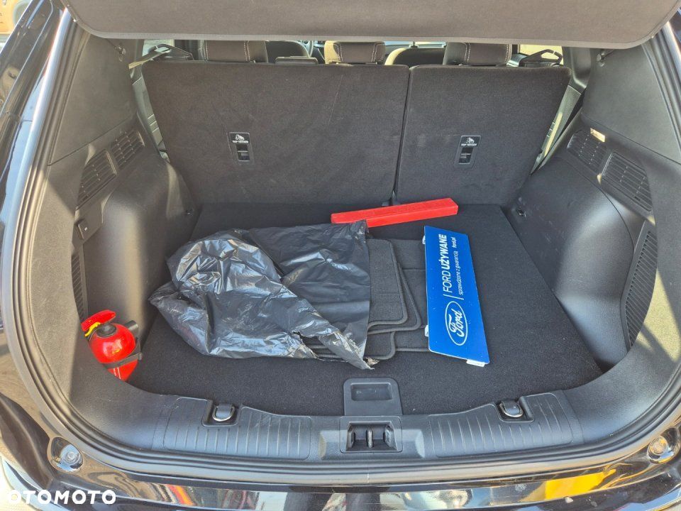 Ford Kuga - 11