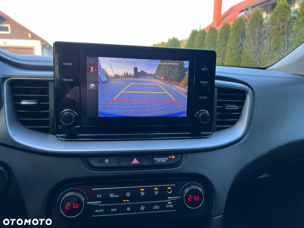 Kia Ceed - 23