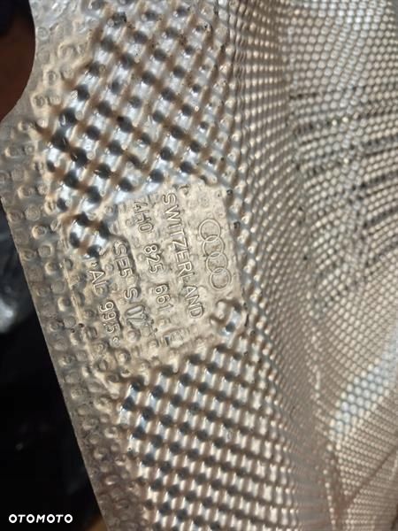 OSŁONA TERMICZNA AUDI A8 S8 D4 4.0 TFSI 4H0825661E - 4