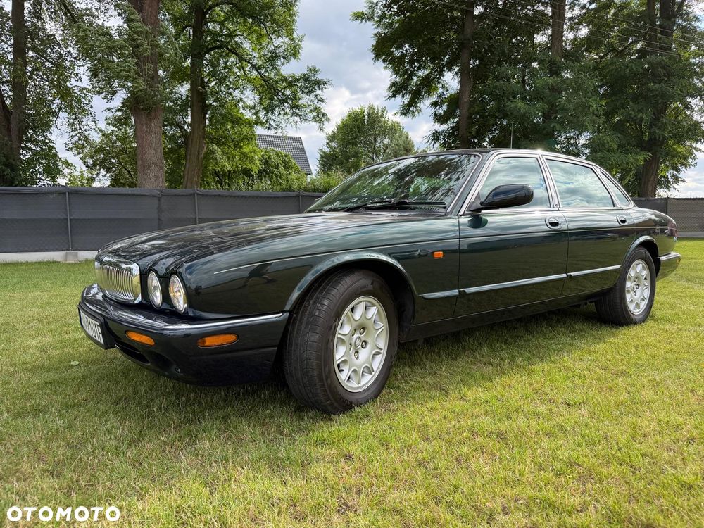 Jaguar XJ - 3