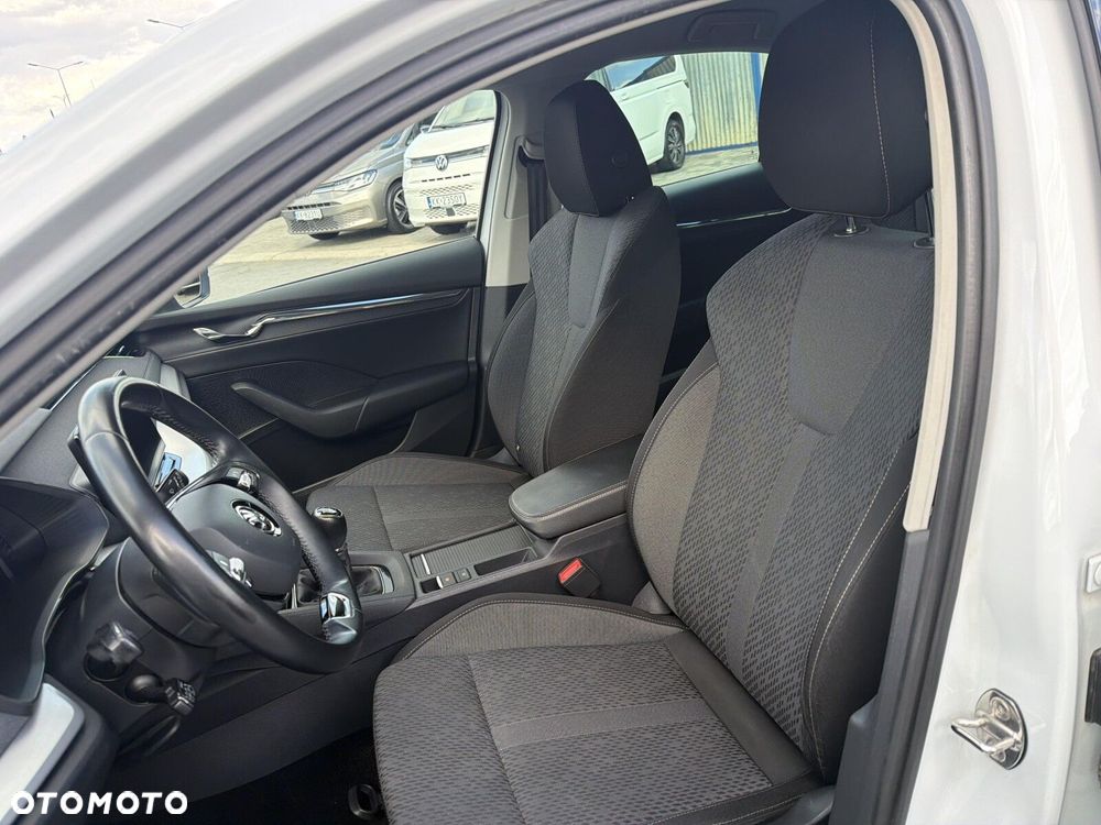 Skoda Octavia 1.5 TSI ACT Style - 11