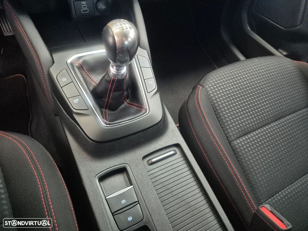 Ford Kuga 1.5 EcoBoost ST-Line - 13