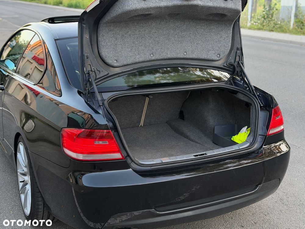 BMW Seria 3 320d - 19