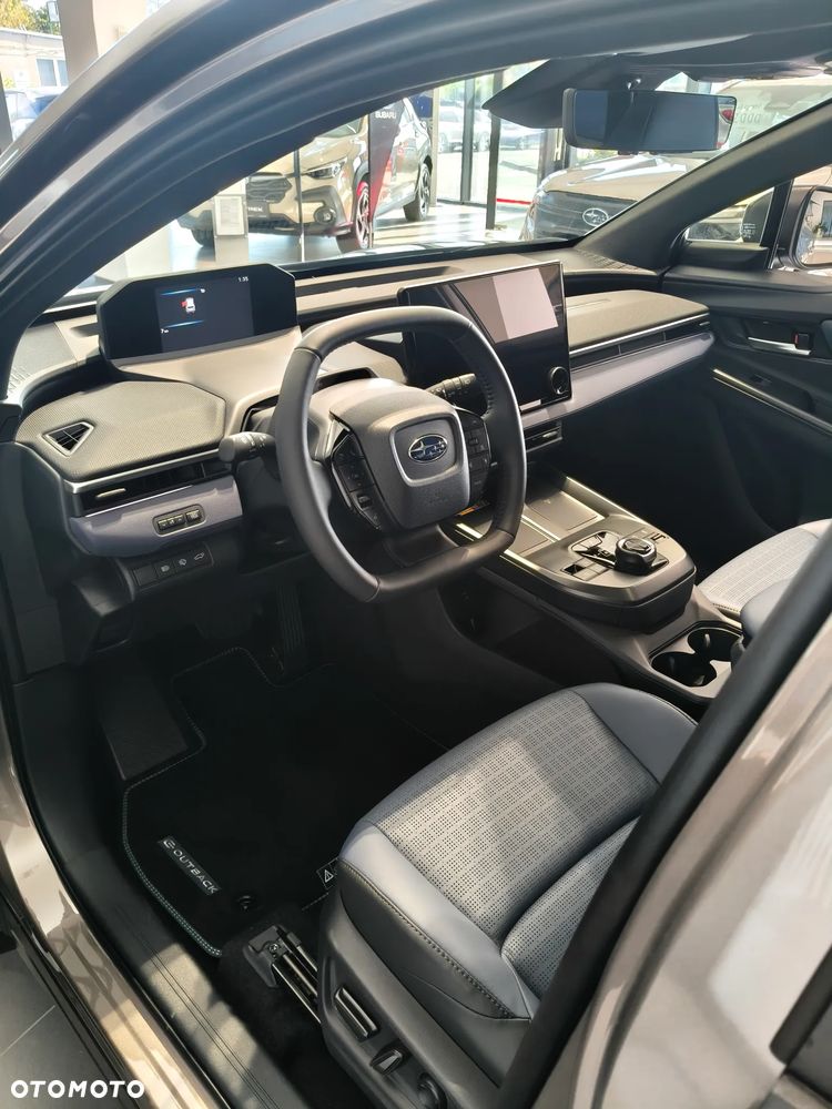 Subaru E-Outback - 11