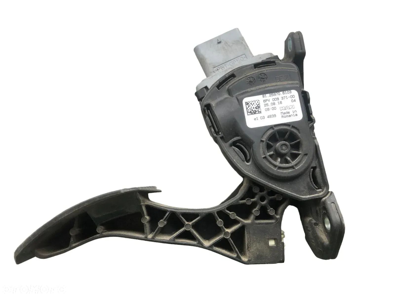 PEDAŁ GAZU MAN TGX TGS TGL TGM 81259706103 - 1
