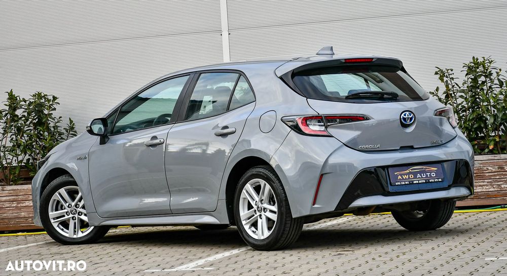 Toyota Corolla 1.8 HSD Dynamic - 5