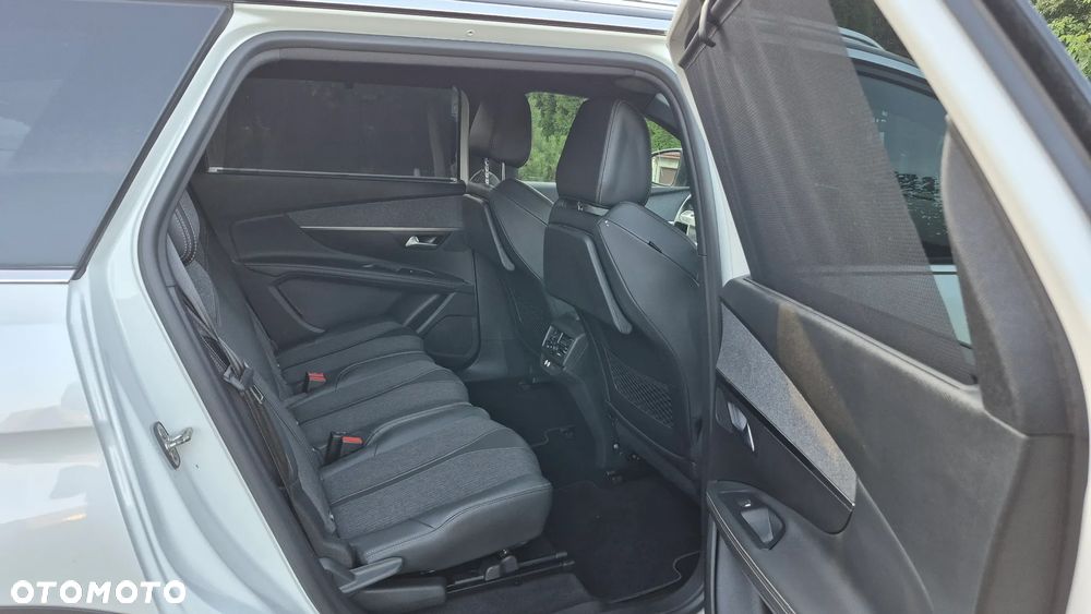 Peugeot 5008 PureTech 180 EAT8 Stop & Start GT Pack - 27